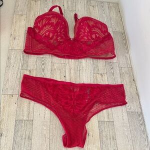 NWOT Deep Red Lace Bra and Panty Set - Women's Intimates